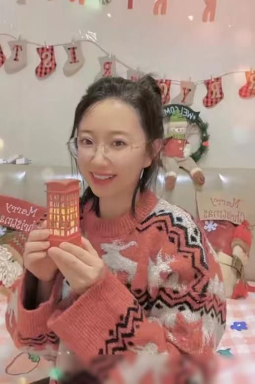 贝搏体育网址30岁海归女北京当保姆5年月薪15000却被母亲拉黑：给我们丢人(图2)