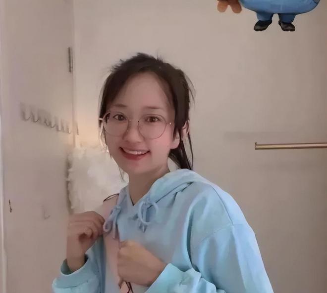 贝搏体育网址30岁海归女北京当保姆5年月薪15000却被母亲拉黑：给我们丢人(图23)