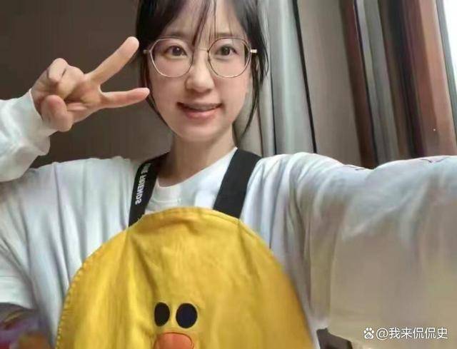 贝搏体育APP90后海归女当住家保姆早六晚九月薪一万五亲妈选择拉黑(图17)