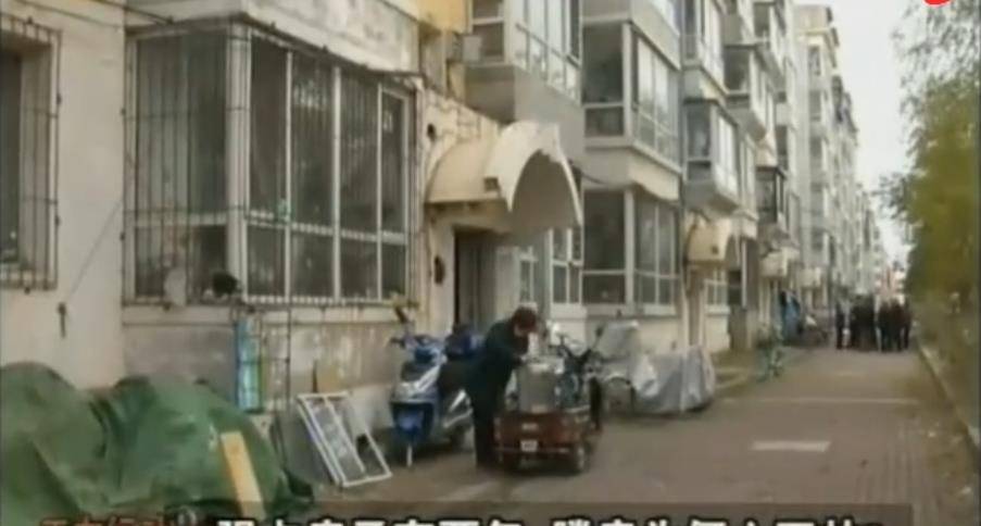 2019年保姆霸占房子2年在执法人员面前称：我行走江湖我怕谁(图6)