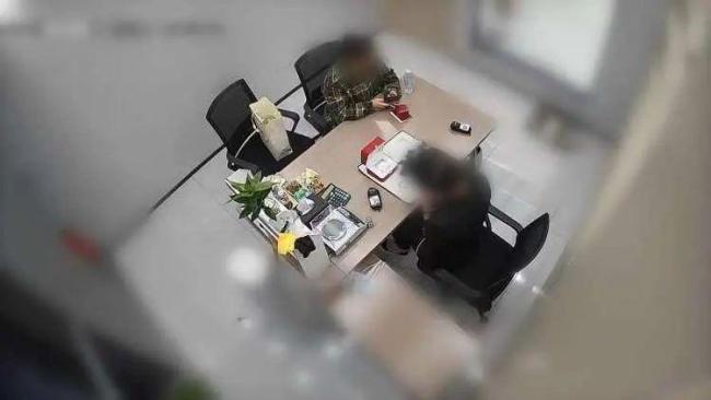 保洁阿姨春节前连偷9户 涉案金额高达15万(图3)
