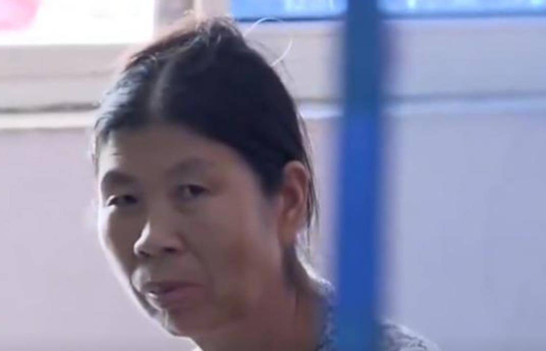 保姆干了5年被解雇女主人已经结清工资保姆为何不肯走？(图1)