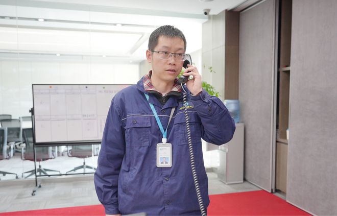 贝搏体育官网护航春节“不打烊”书写最美“敬业福”(图6)