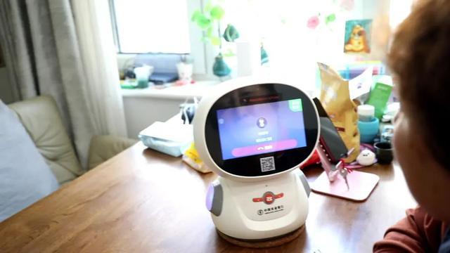 北京住家保姆被机器人取代独居老人养老再也不用担心了？贝搏体育登录(图1)