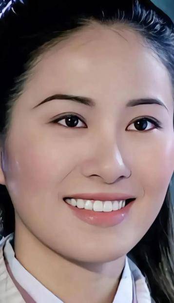 父亲病重保姆抢家产叶璇自曝遭遇但没想到她贝搏体育APP却笑着称无所谓(图8)