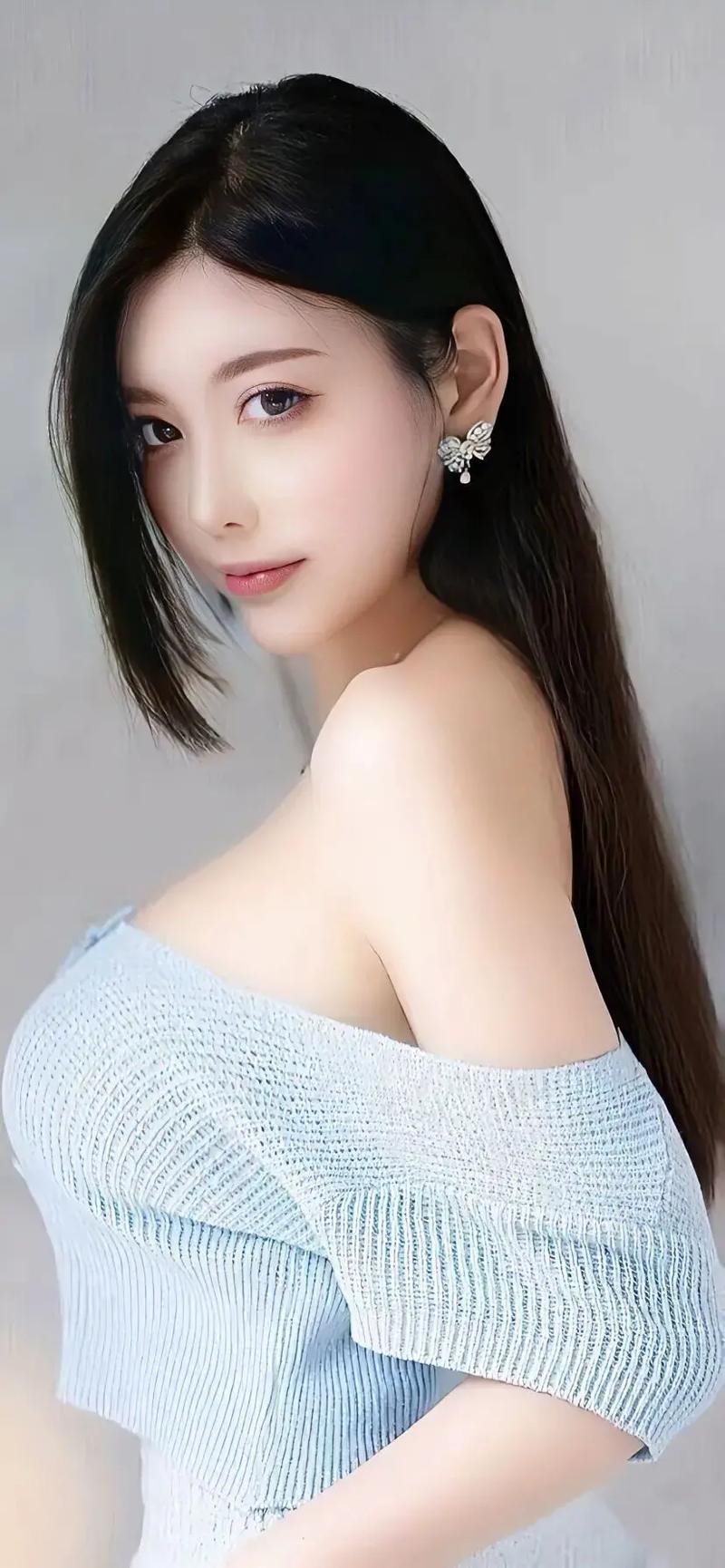 新来的保姆  新来的保姆V(图1)