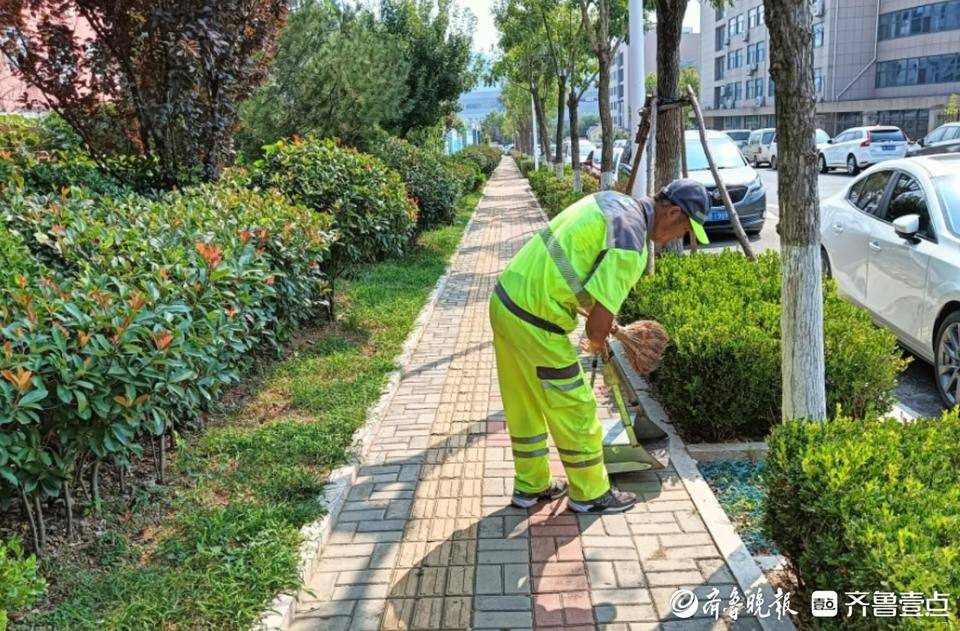 打造保洁示范片区引入无人机巡检崂山区环卫工作今年这么贝搏体育注册干(图1)