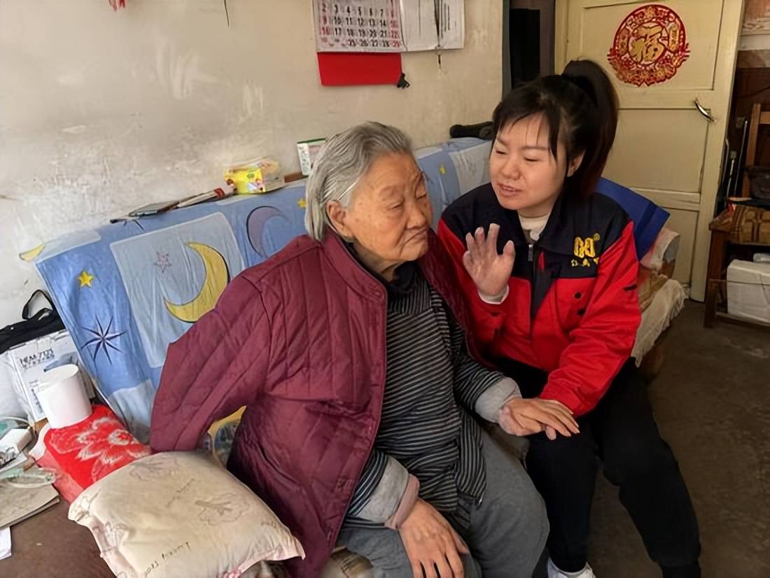 家政为线织就“山西精品”——红马甲集团的璀璨征程(图7)