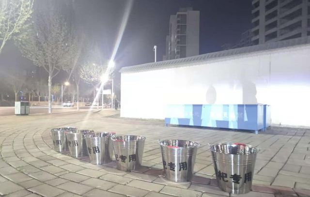 延时保洁全力清理祭祀残留 保障节日环境整洁(图2)