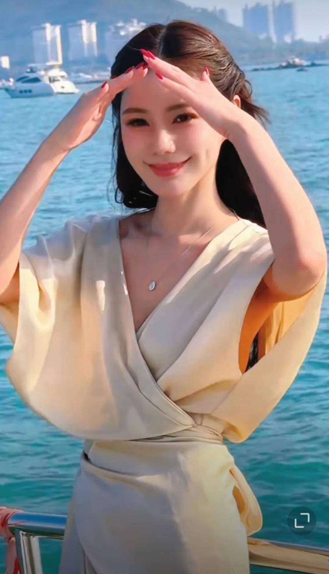 汪小菲御用保姆小杨阿姨直播间的神秘小伙是谁？长相贝搏体育下载酷似李易峰(图11)