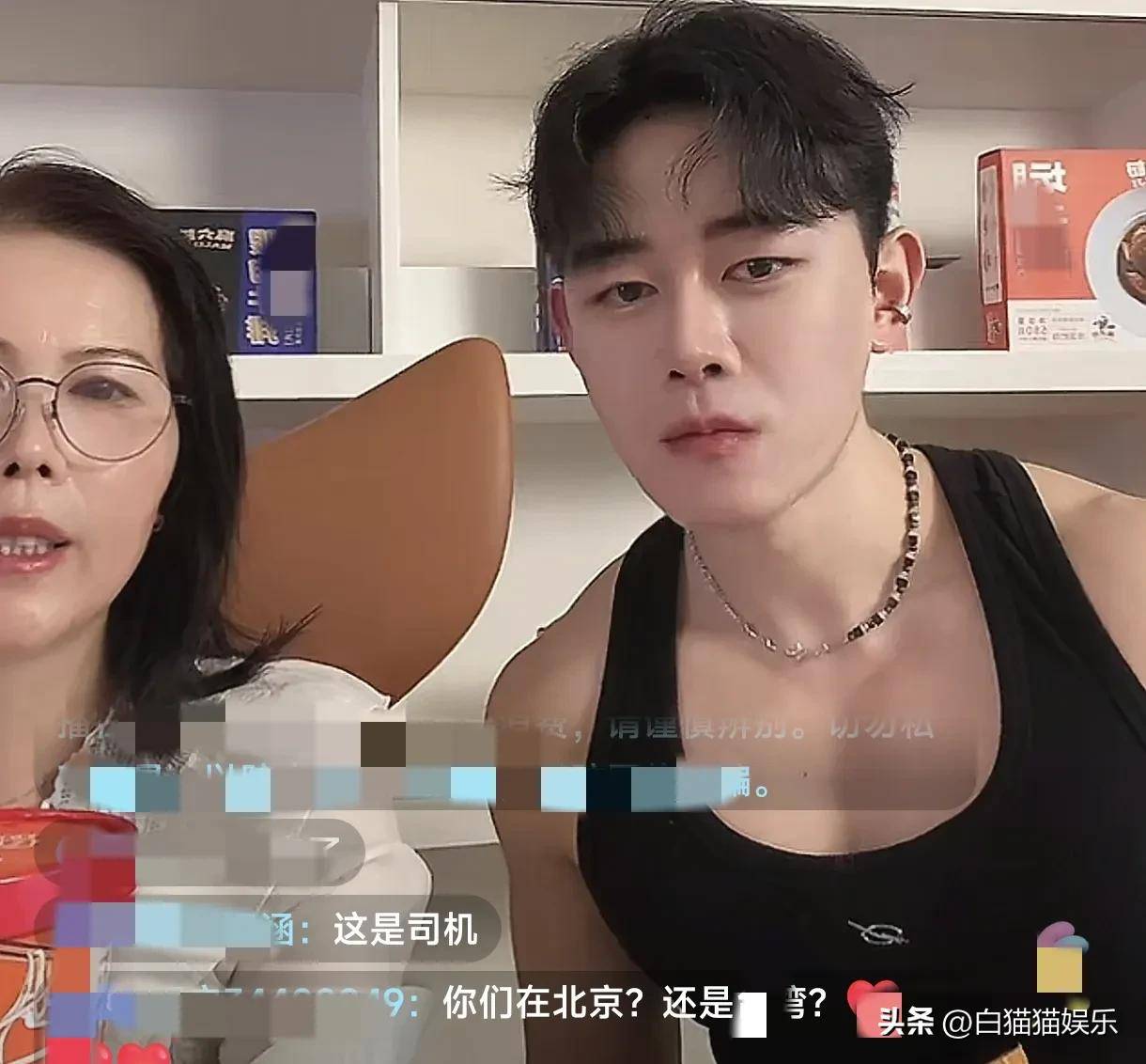 汪小菲保姆搭档健身帅哥在汪小菲家开播身份可能不简单(图2)