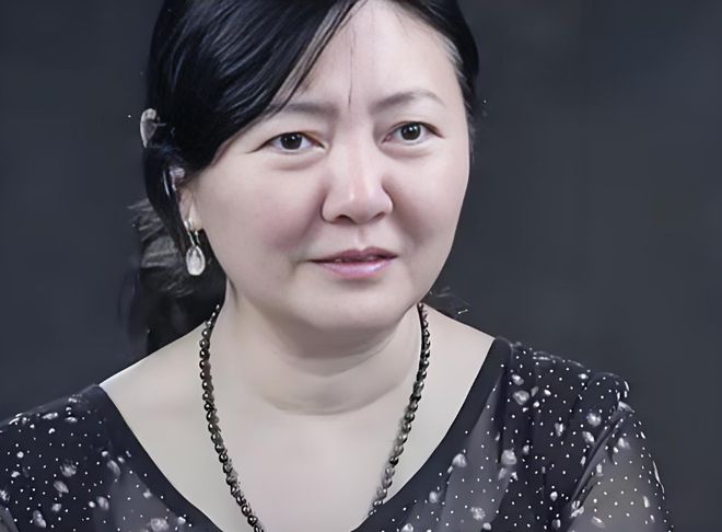 保姆偷走雇主儿子26年后主动归还生母：那我养的孩子又是谁？(图1)